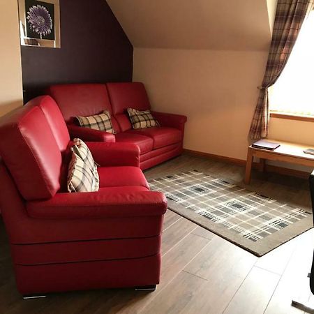 Cairngorm Mountain View Apartment อาวีมอร์ ภายนอก รูปภาพ