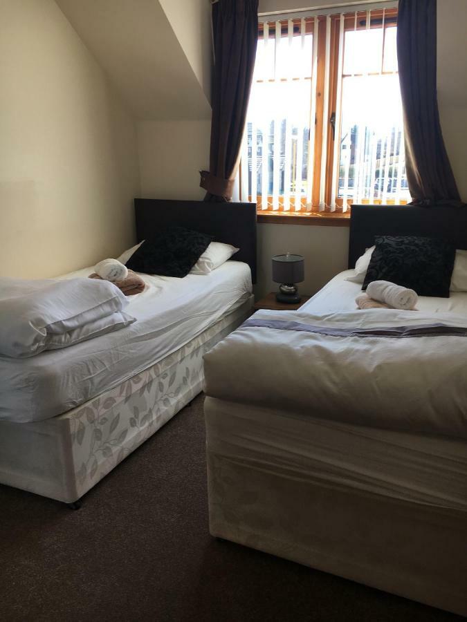 Cairngorm Mountain View Apartment อาวีมอร์ ภายนอก รูปภาพ