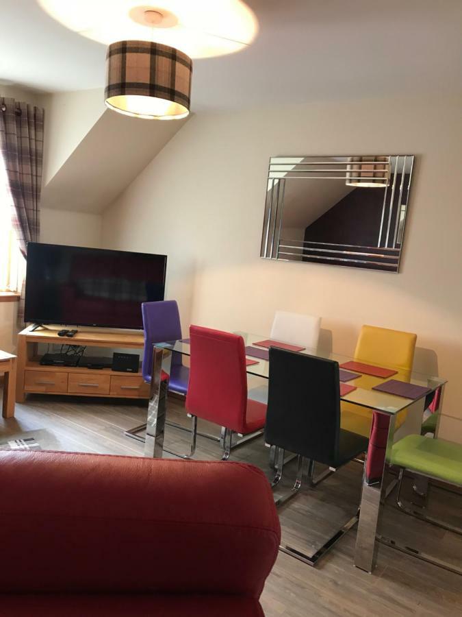 Cairngorm Mountain View Apartment อาวีมอร์ ภายนอก รูปภาพ